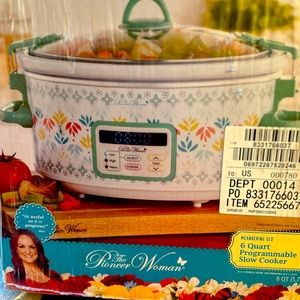 Pioneer Woman 6 quart Programmable Slow Cooker